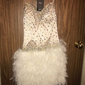 Mac Duggal 7212B Prom Dress